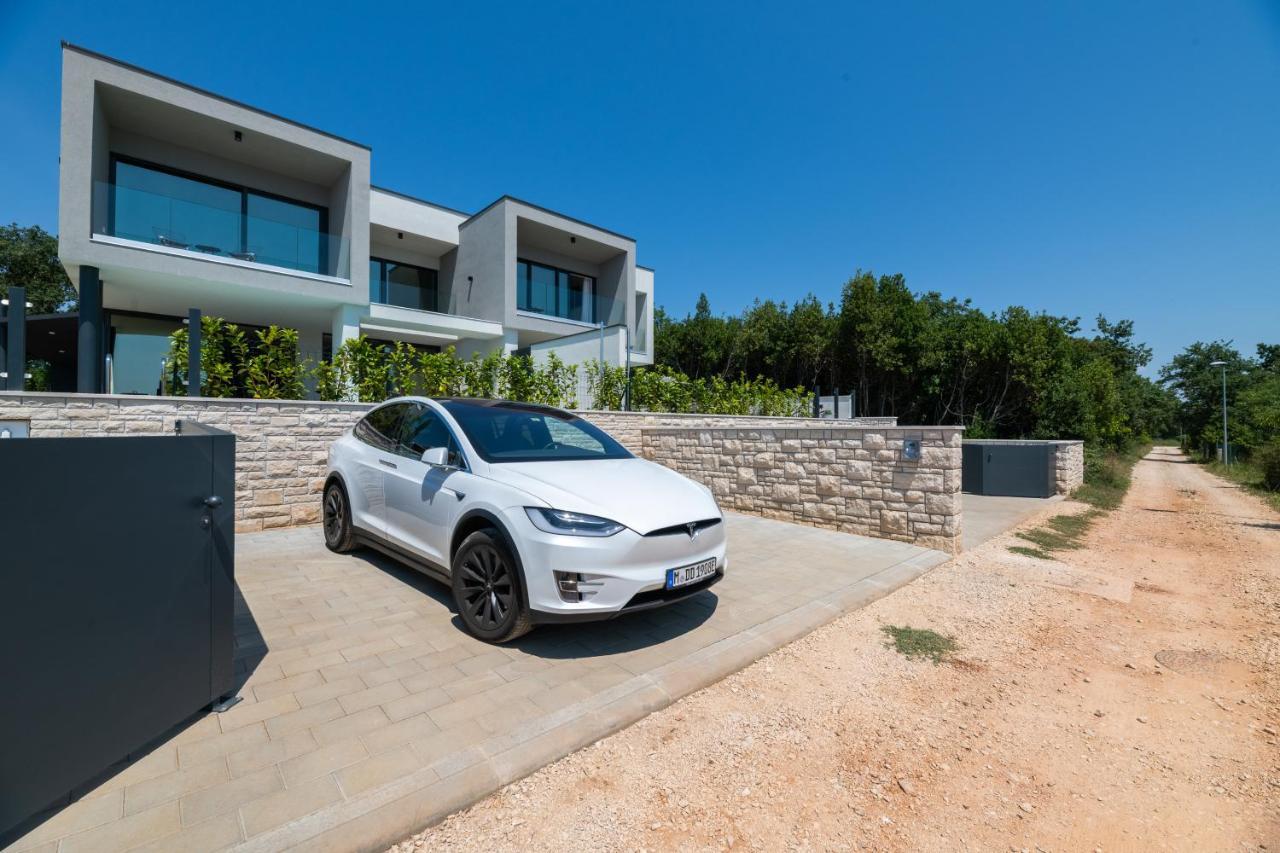 Luxus Villen Monteneto Zambratija  Ngoại thất bức ảnh