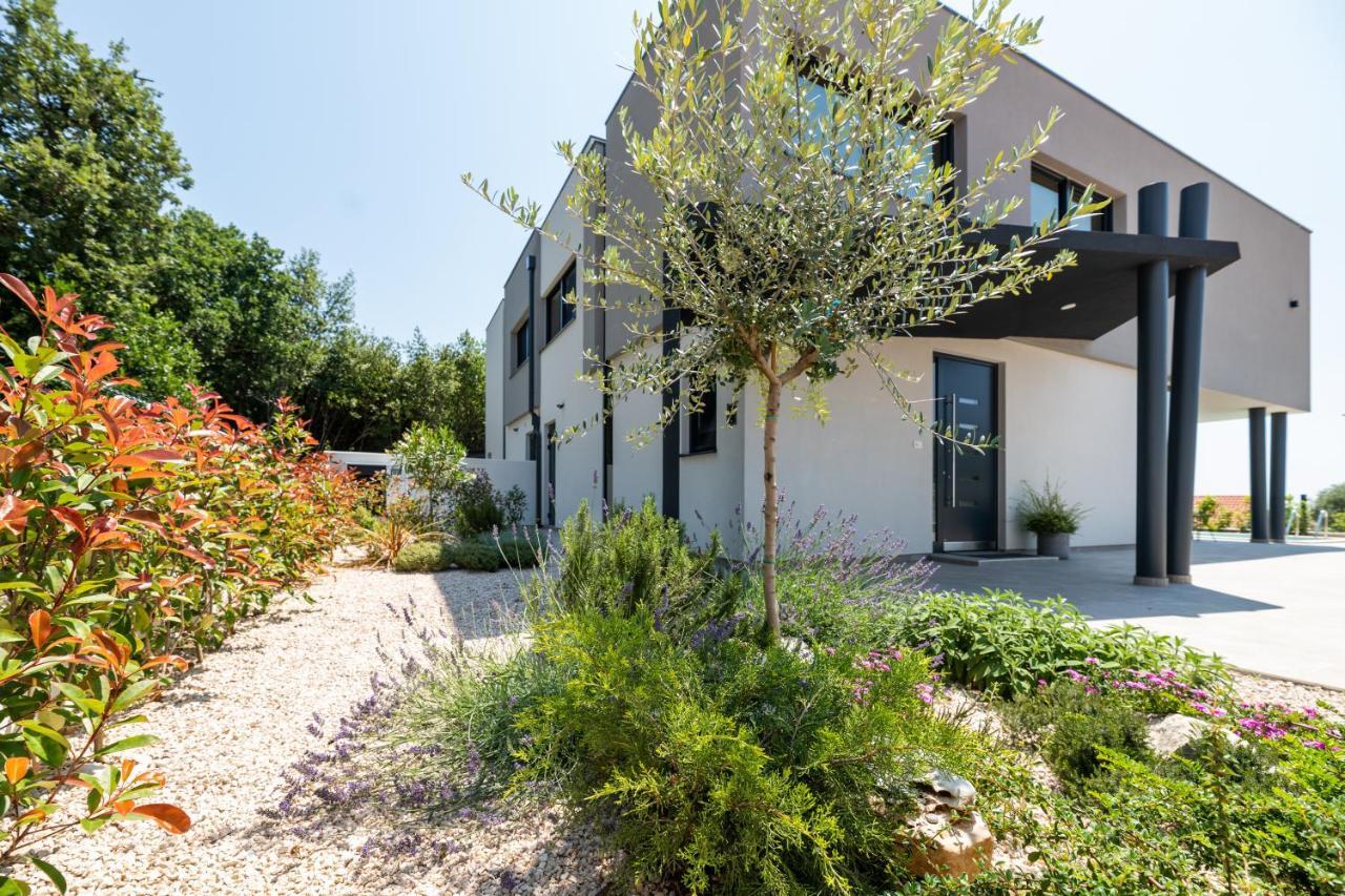 Luxus Villen Monteneto Zambratija  Ngoại thất bức ảnh