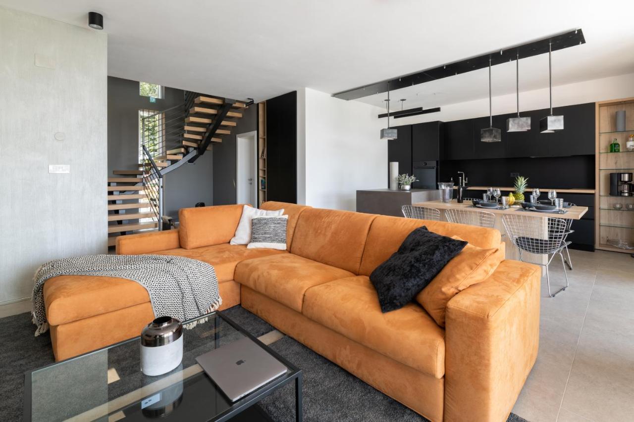 Luxus Villen Monteneto Zambratija  Ngoại thất bức ảnh
